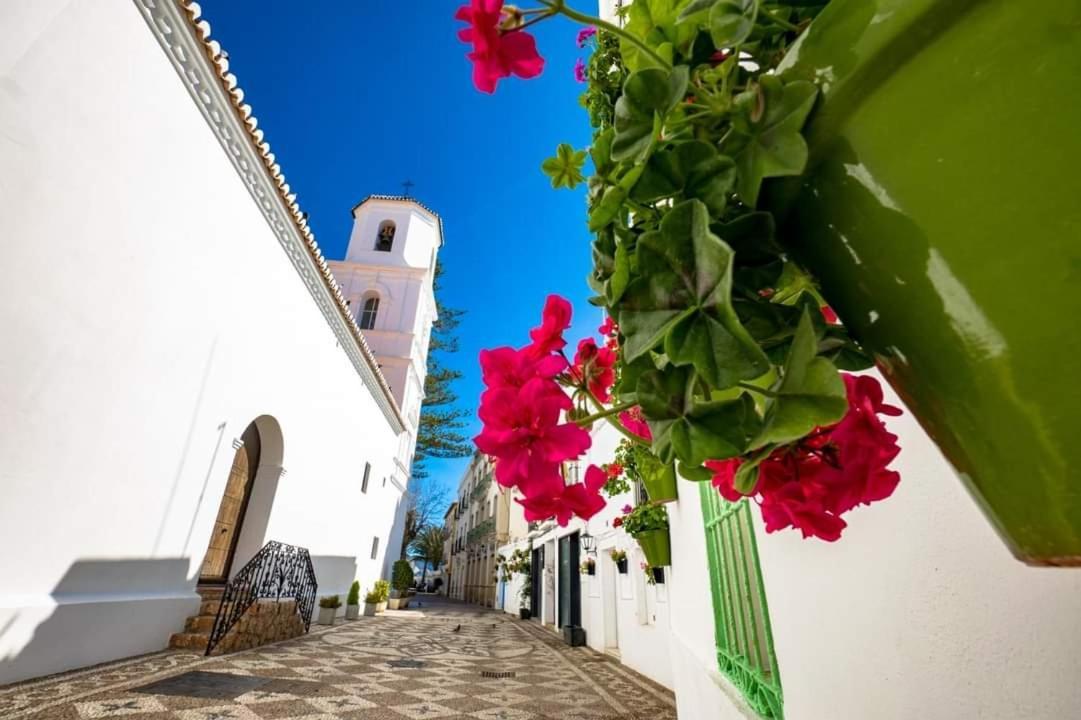 Atico En Mar De Nerja Daire Dış mekan fotoğraf